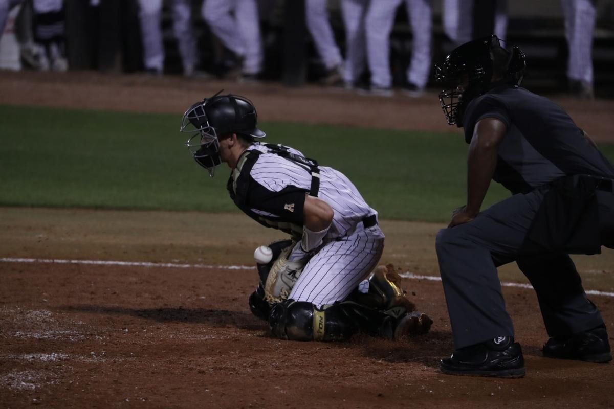 UCF baseball topped by FAU in offensive showdown